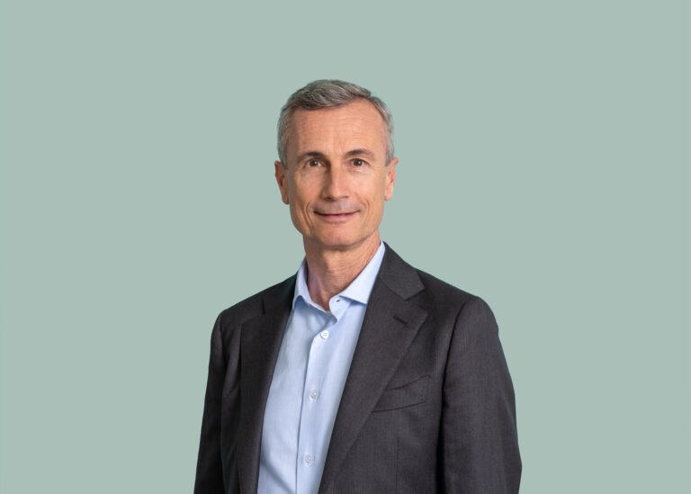 DR. LARS KARSTEN