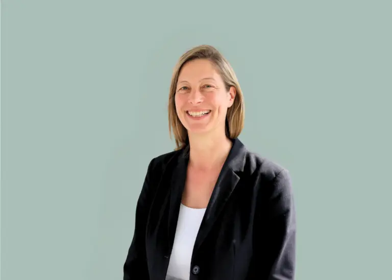 DR. ANKE EMPTING